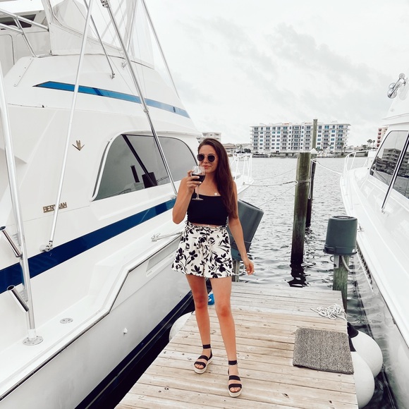 Meet The Posher! ✨ - Picture 1 of 4